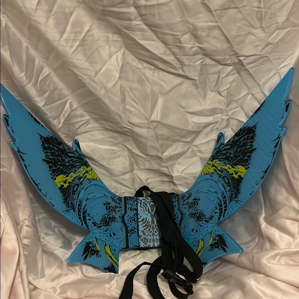 Disney World of Avatar Kids wings